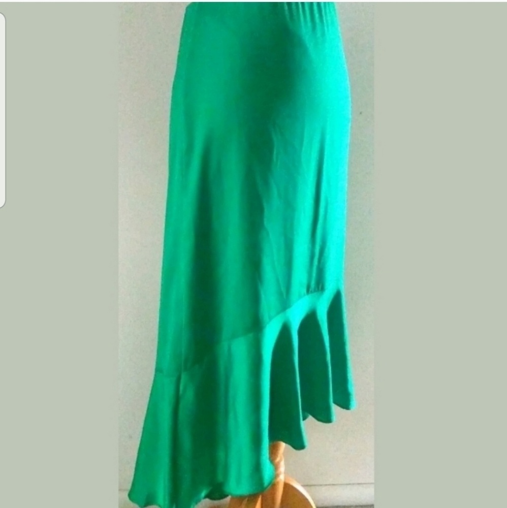 Ann Taylor green high low midi skirt - size 8